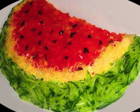 Салат «Арбузная долька» из жареных овощей