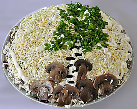 Салат «Березка» с грибами