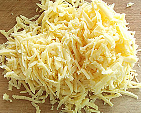 сыр, натертый на крупной терке