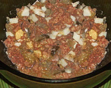 Салат из говяжьей печени с солеными огурцами